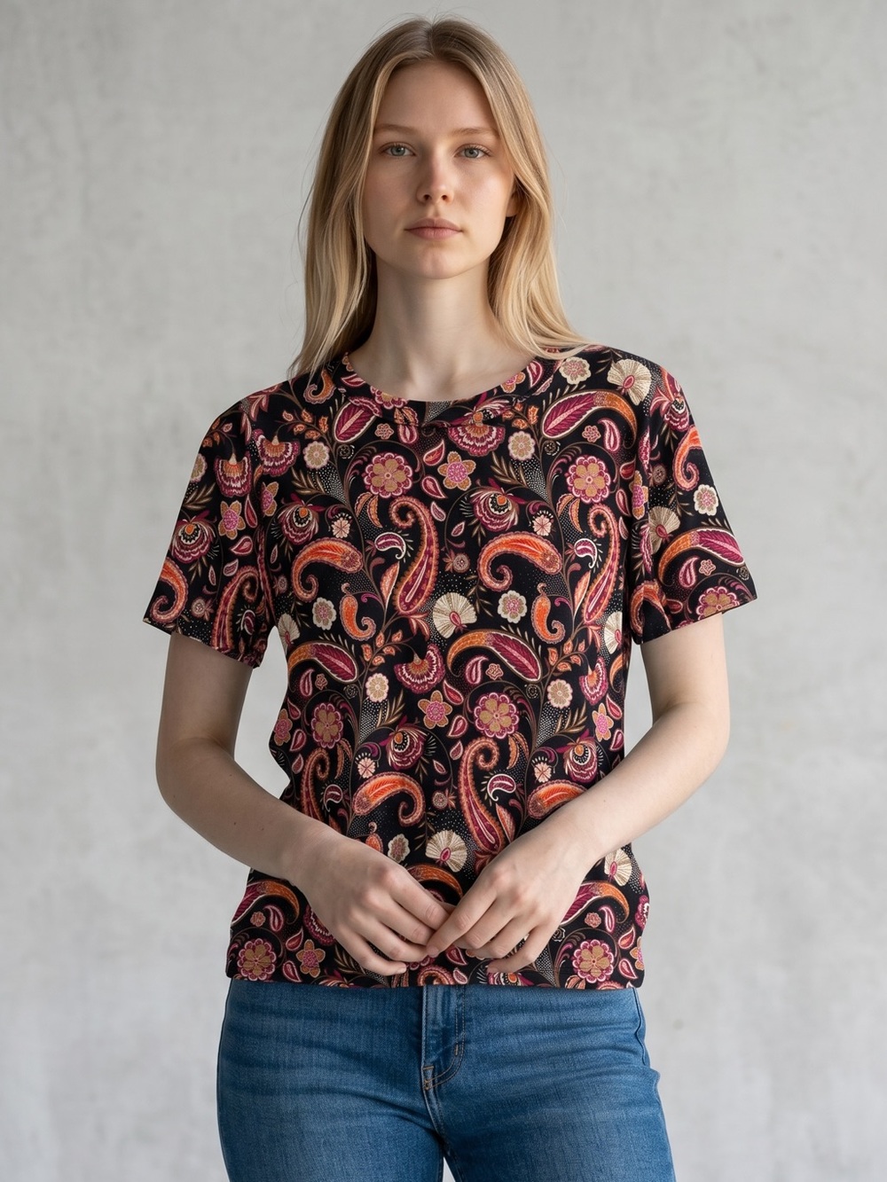 LOFT Paisley Everyday Crew Tee - Size Medium (NWOT)